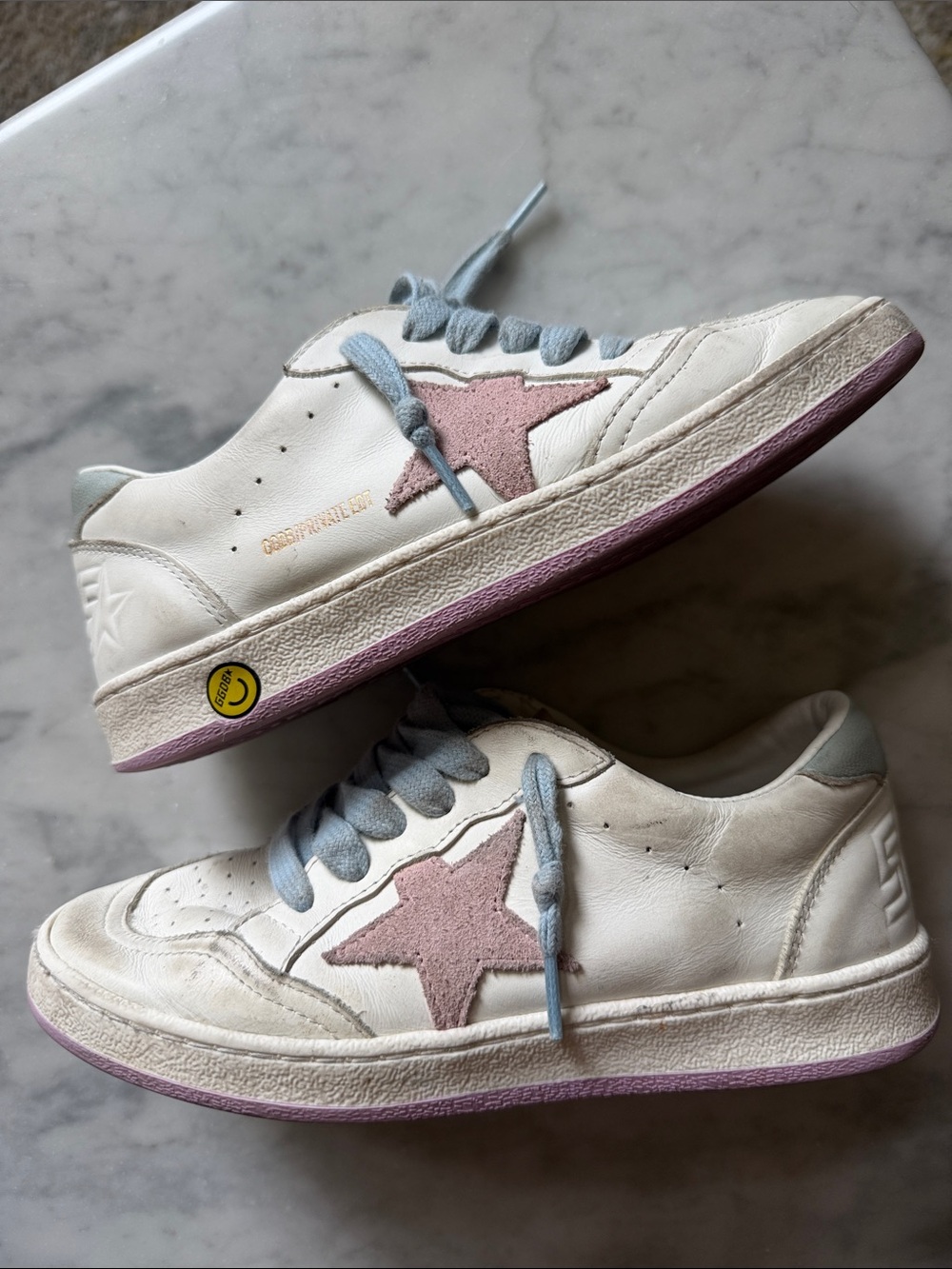 Golden Goose White Kids Sneakers with Pink Star and Light Blue Laces size 1 (32)